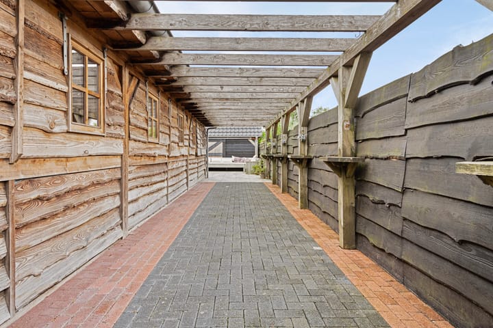 Photo 51 of Oastkern 16