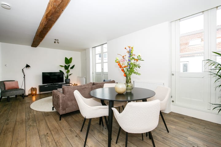 Foto 6 van Kamperstraat 11-D