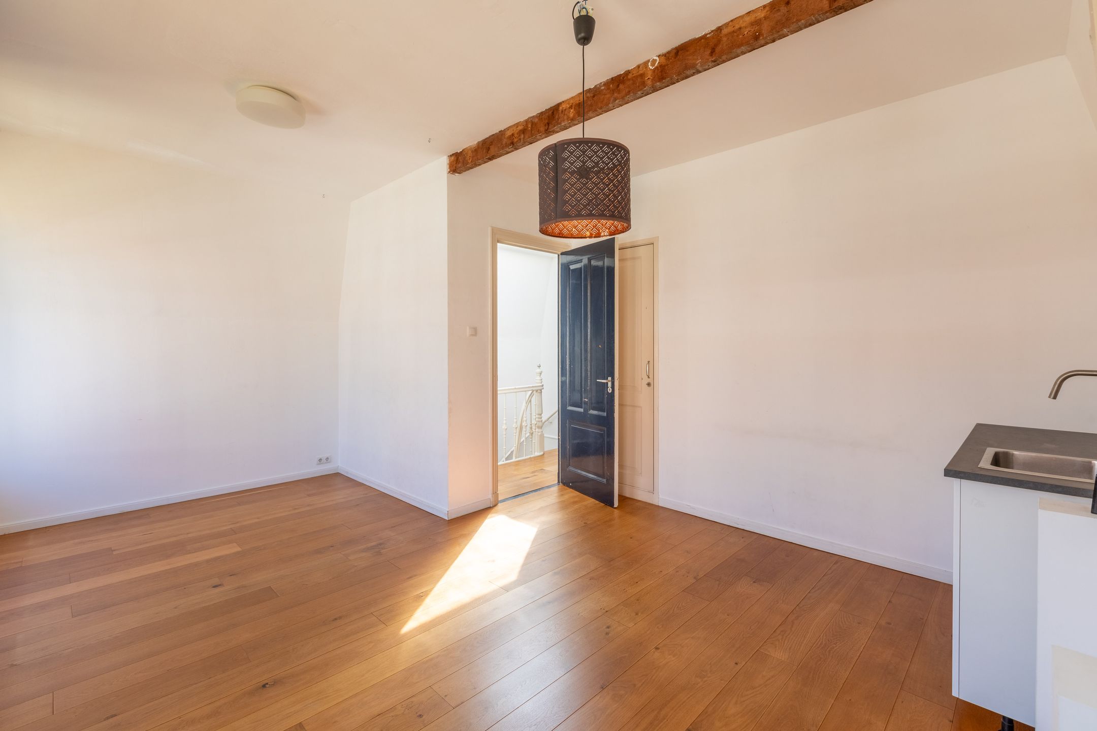 Foto 36 van 1e De Riemerstraat 22