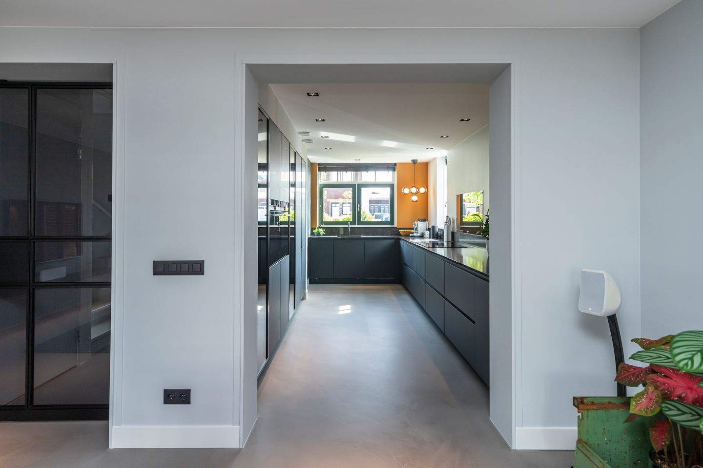 Foto 10 van Markgraaflaan 207