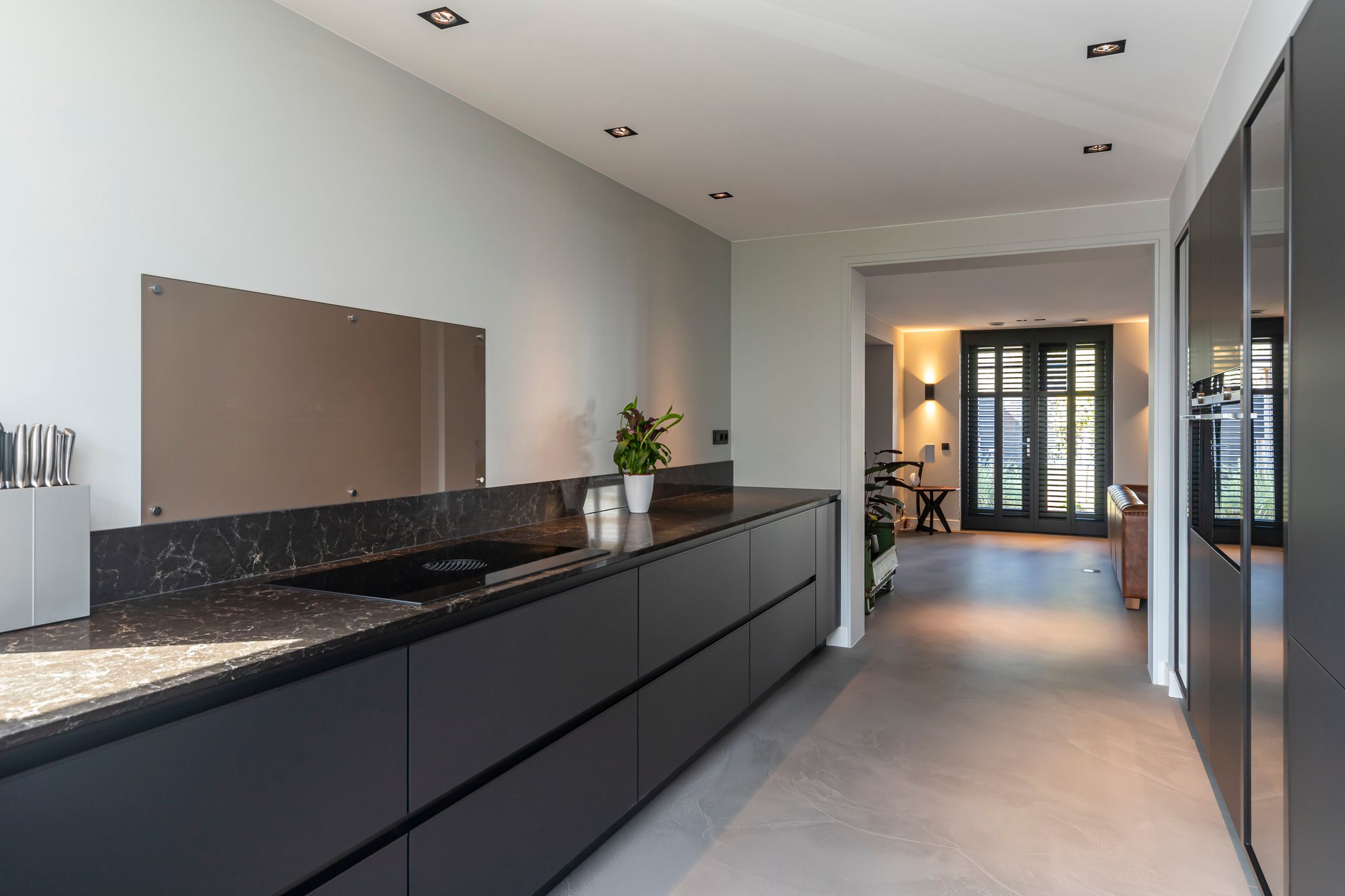 Foto 12 van Markgraaflaan 207