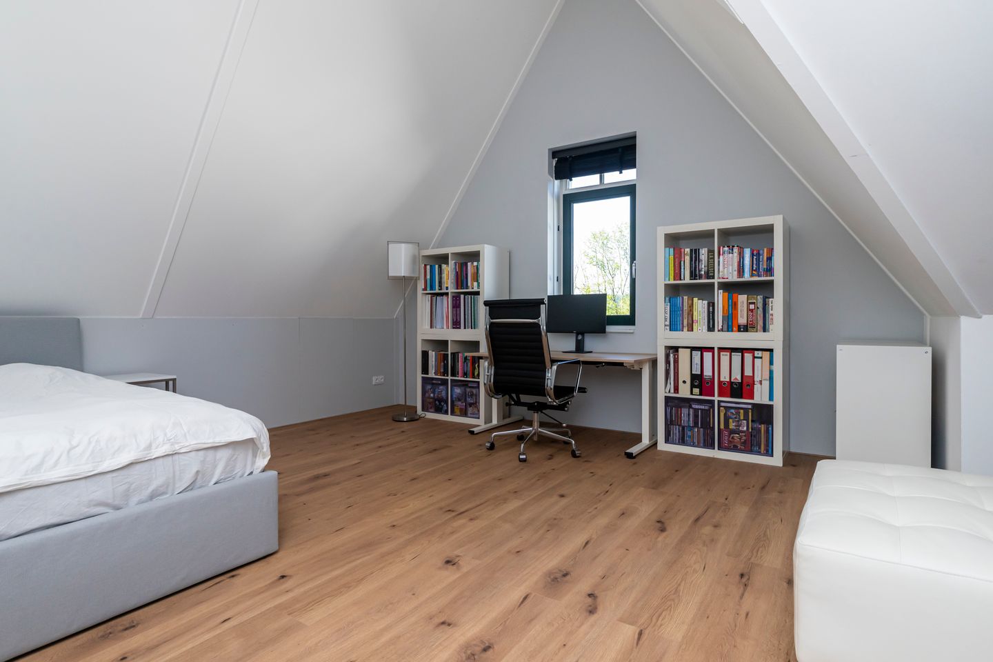 Foto 35 van Markgraaflaan 207