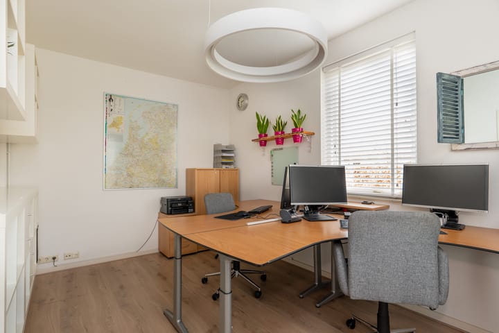 Foto 21 van Zuideinde 176