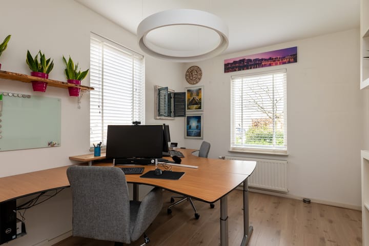 Foto 22 van Zuideinde 176