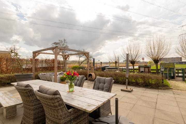 Foto 59 van Zuideinde 176