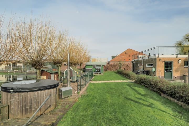 Foto 62 van Zuideinde 176