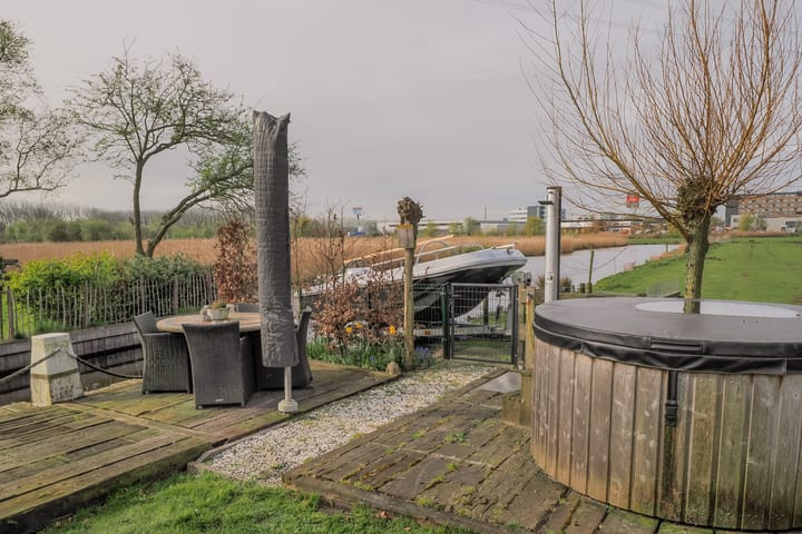 Foto 63 van Zuideinde 176