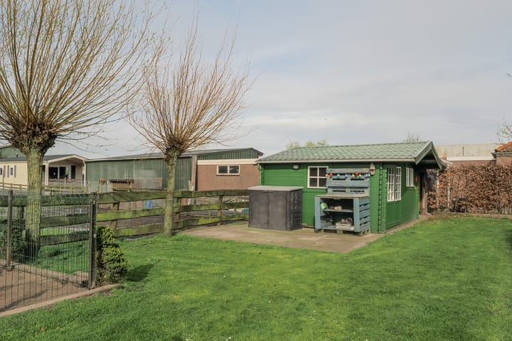 Foto 68 van Zuideinde 176