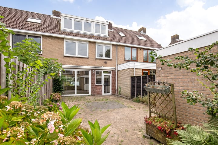 Foto 36 van Dr. Albert Schweitzerlaan 119