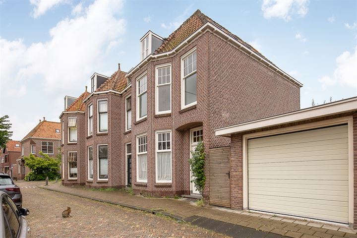 Bekijk foto 2 van Tesselschadestraat 2