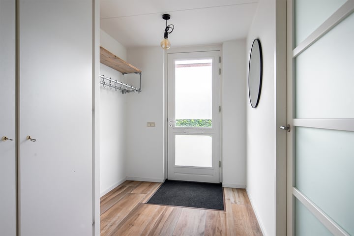 Bekijk foto 5 van Waardenburgstraat 18