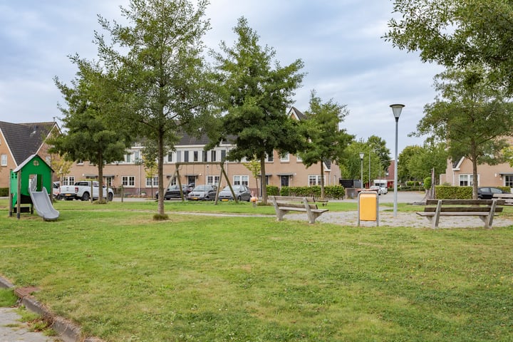 Bekijk foto 32 van Houtwerf 17