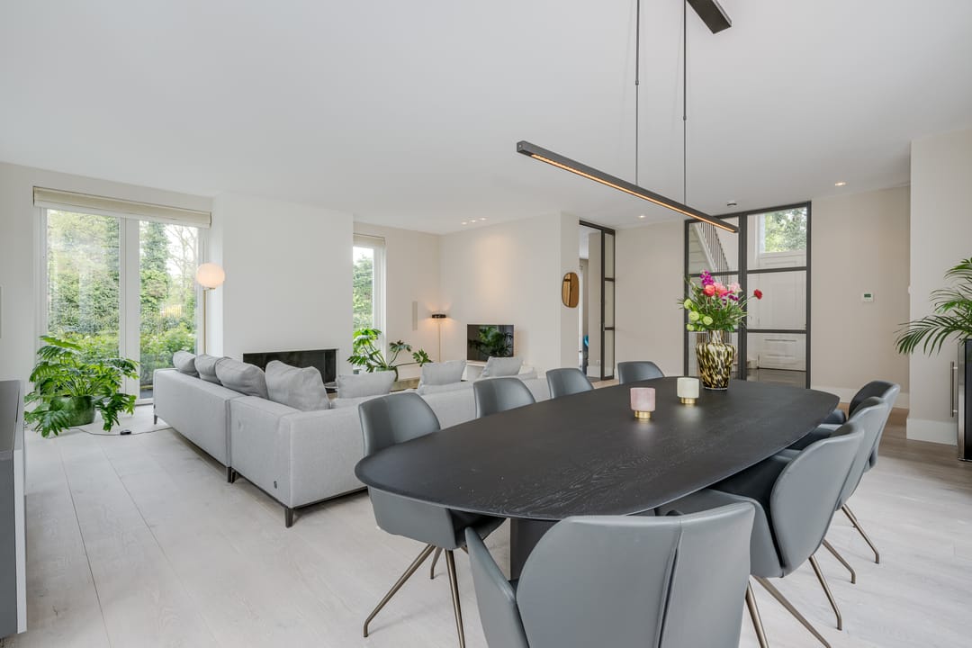 Foto 16 van van Brouchovenlaan 6