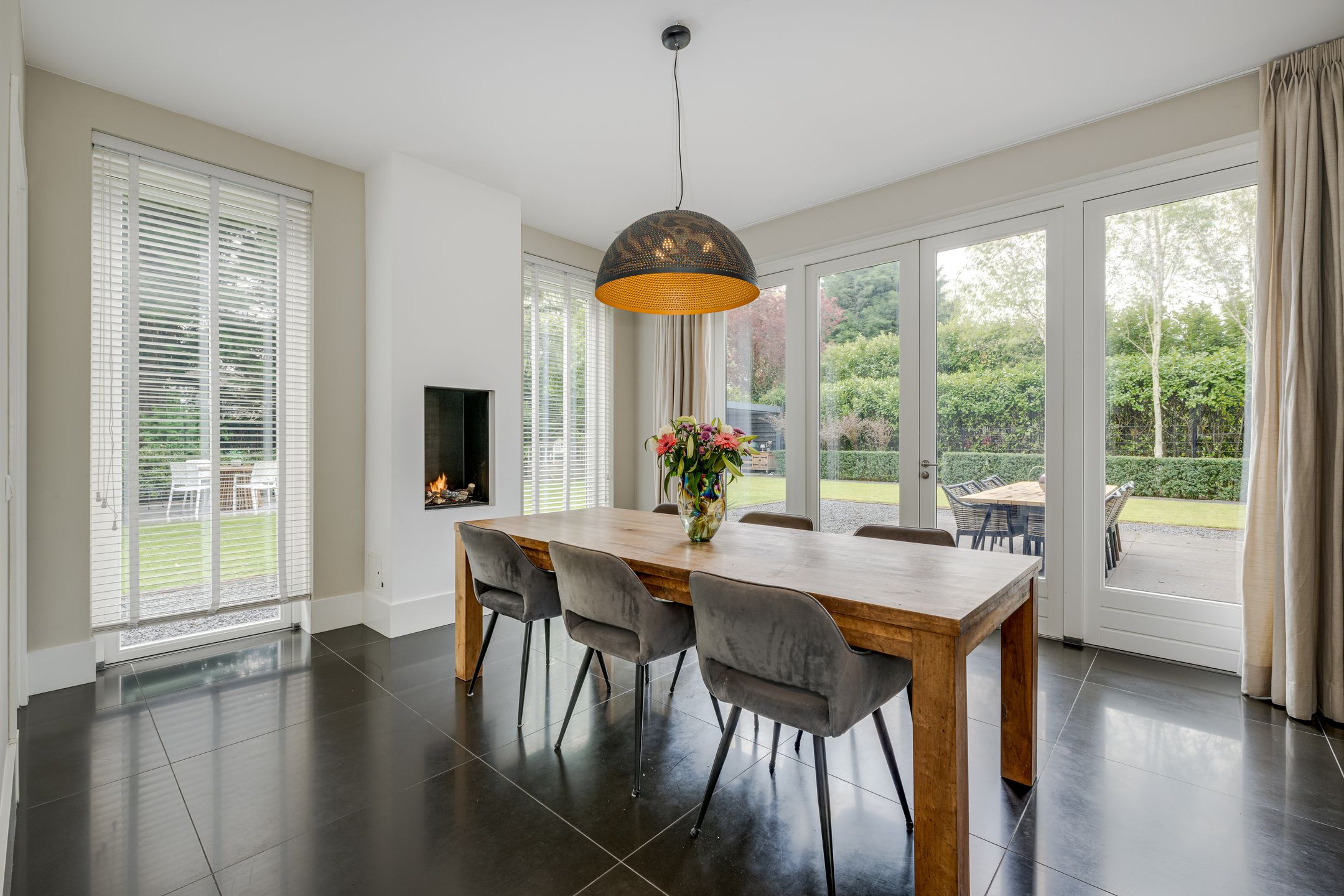 Foto 27 van van Brouchovenlaan 6