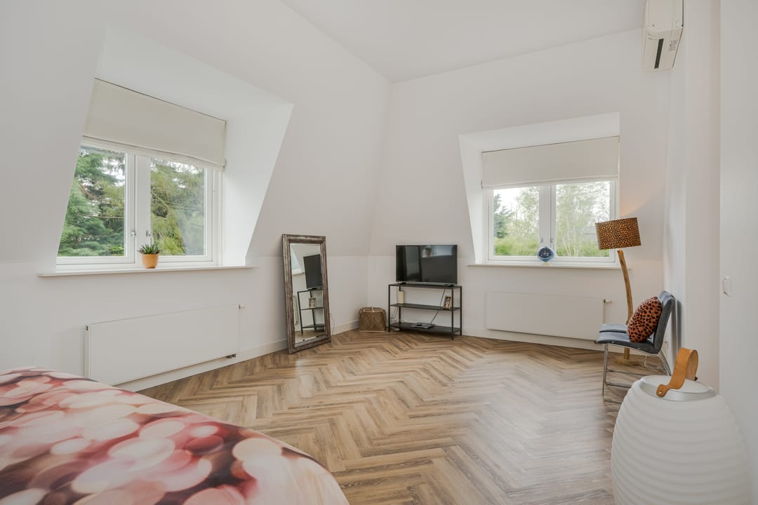 Foto 38 van van Brouchovenlaan 6