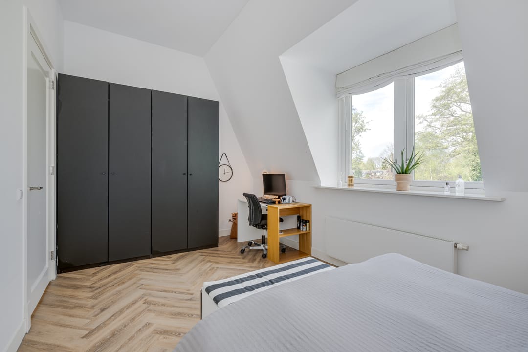 Foto 43 van van Brouchovenlaan 6