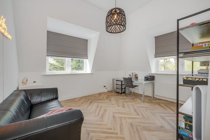 Foto 44 van van Brouchovenlaan 6