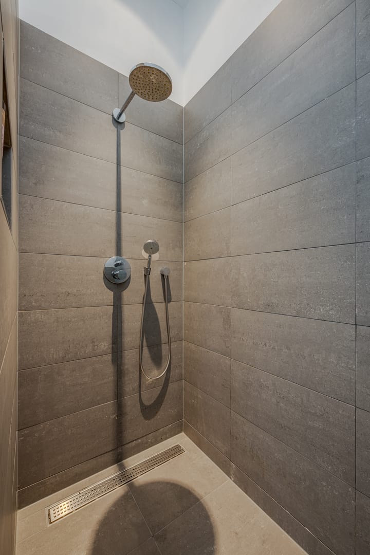 Foto 48 van van Brouchovenlaan 6