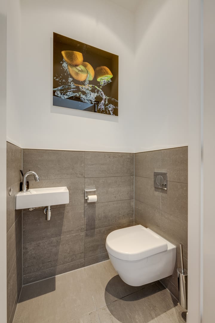 Foto 49 van van Brouchovenlaan 6