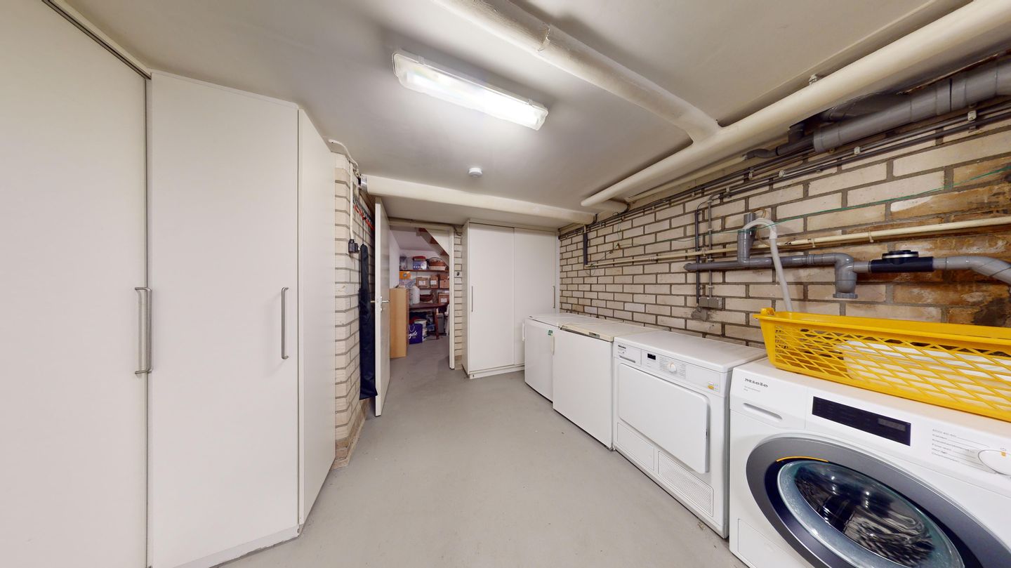 Foto 34 van Charles Beltjenslaan 2