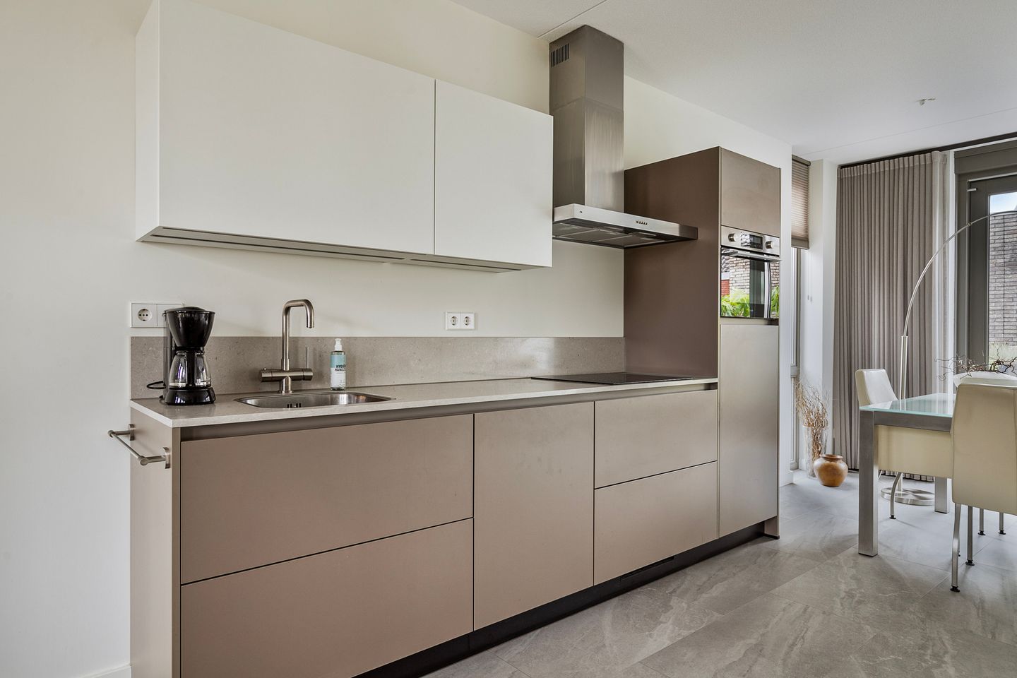 Foto 20 van Molenstraat 9-C