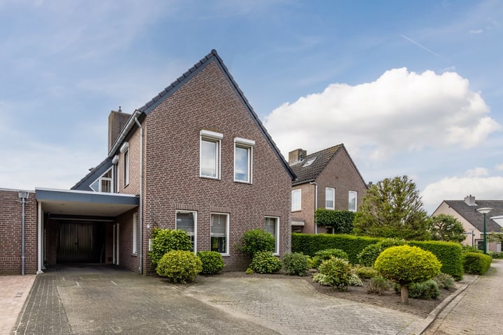 Bekijk foto 4 van Doortje van de Konijnenberglaan 9