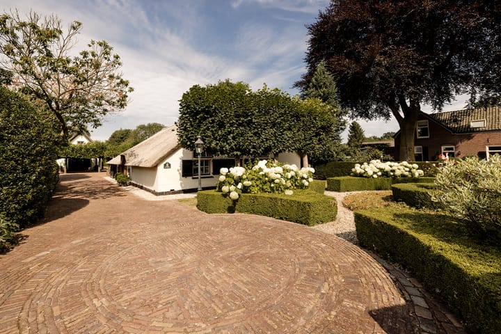 Photo 1 of Nieuw-Loosdrechtsedijk 56