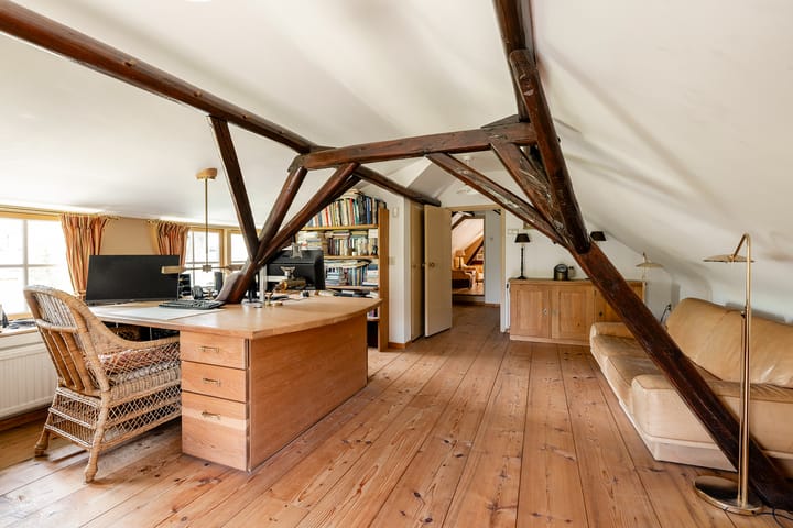 Photo 36 of Nieuw-Loosdrechtsedijk 56