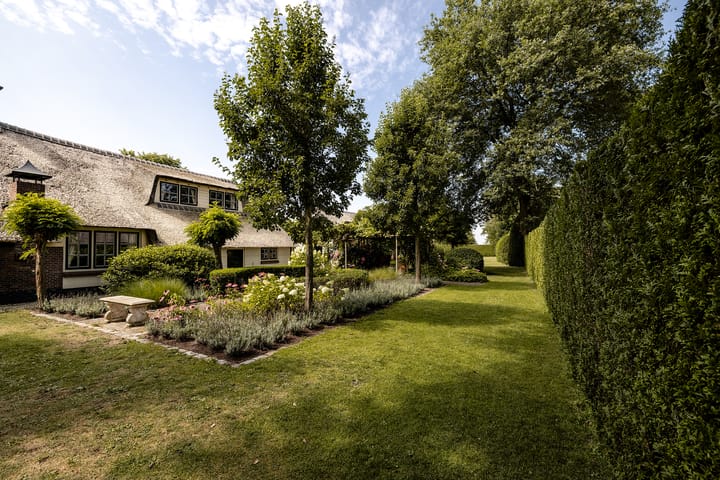 Photo 49 of Nieuw-Loosdrechtsedijk 56