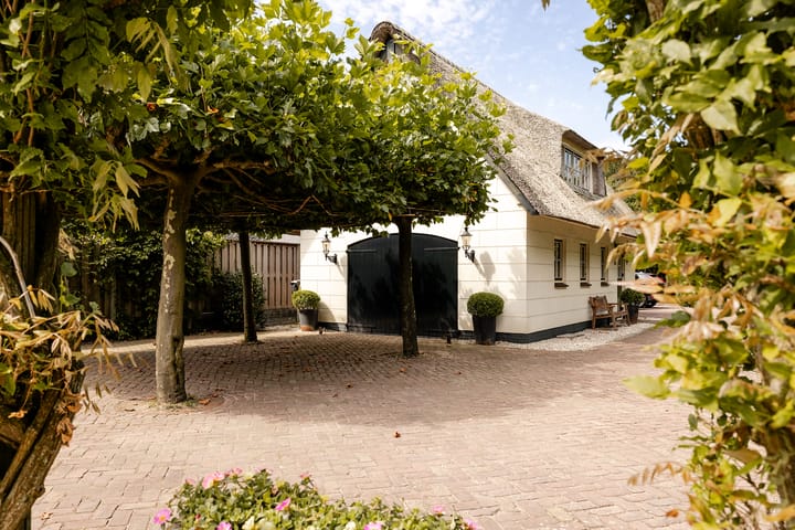 Photo 51 of Nieuw-Loosdrechtsedijk 56