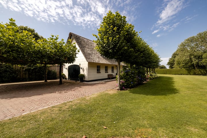 Photo 59 of Nieuw-Loosdrechtsedijk 56