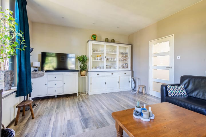 Foto 8 van Hoofdweg 4