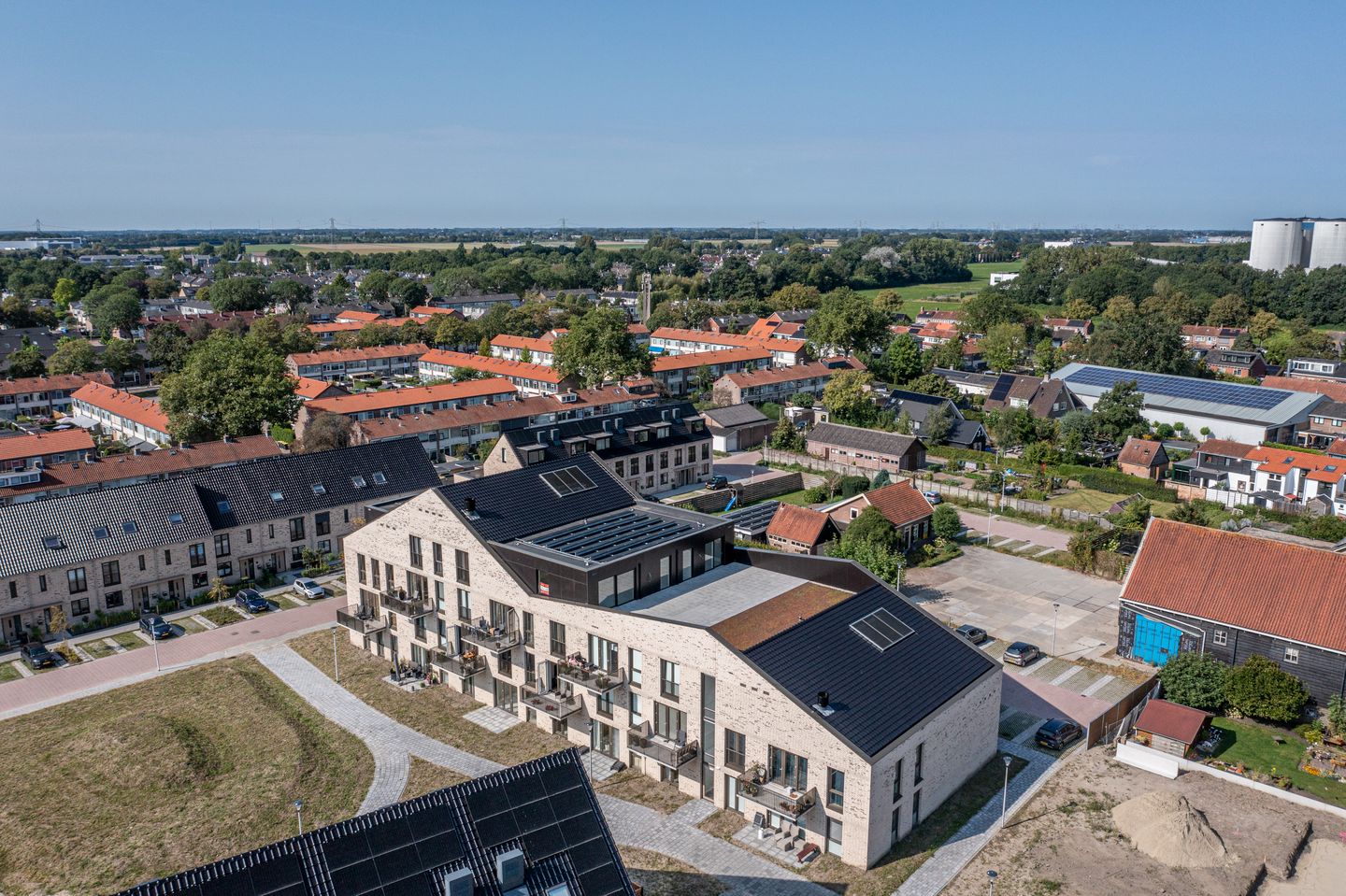 Photo 35 of Pieter van de Wallstraat 43