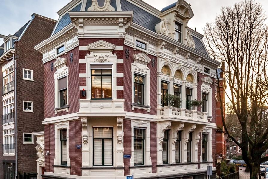 Bekijk foto 1 van Vondelstraat 13