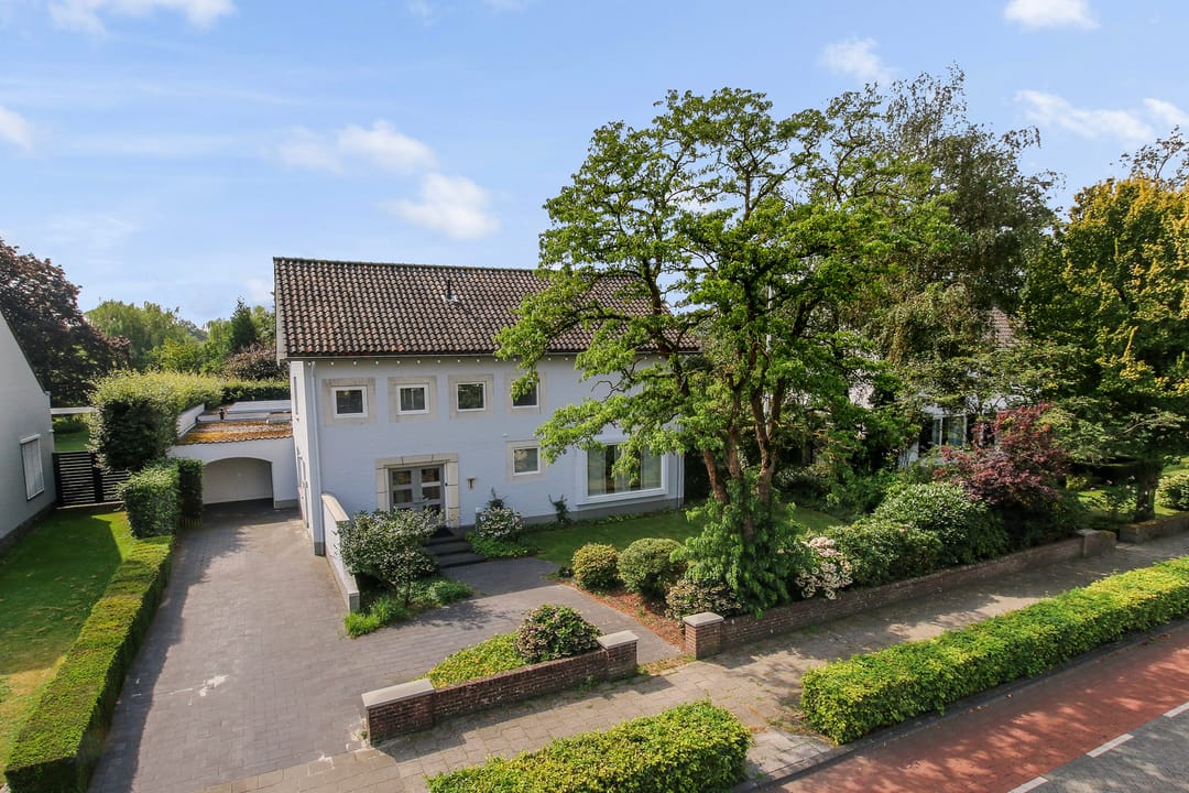 Photo 2 of Burgemeester Moonenlaan 13