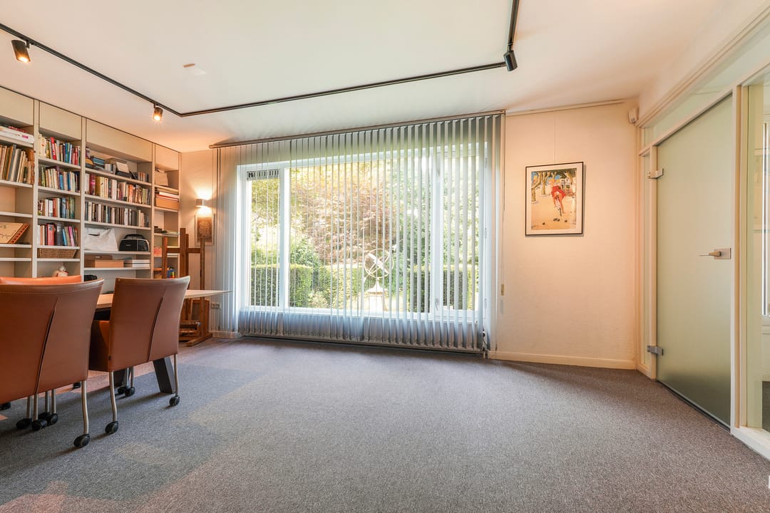 Photo 22 of Burgemeester Moonenlaan 13