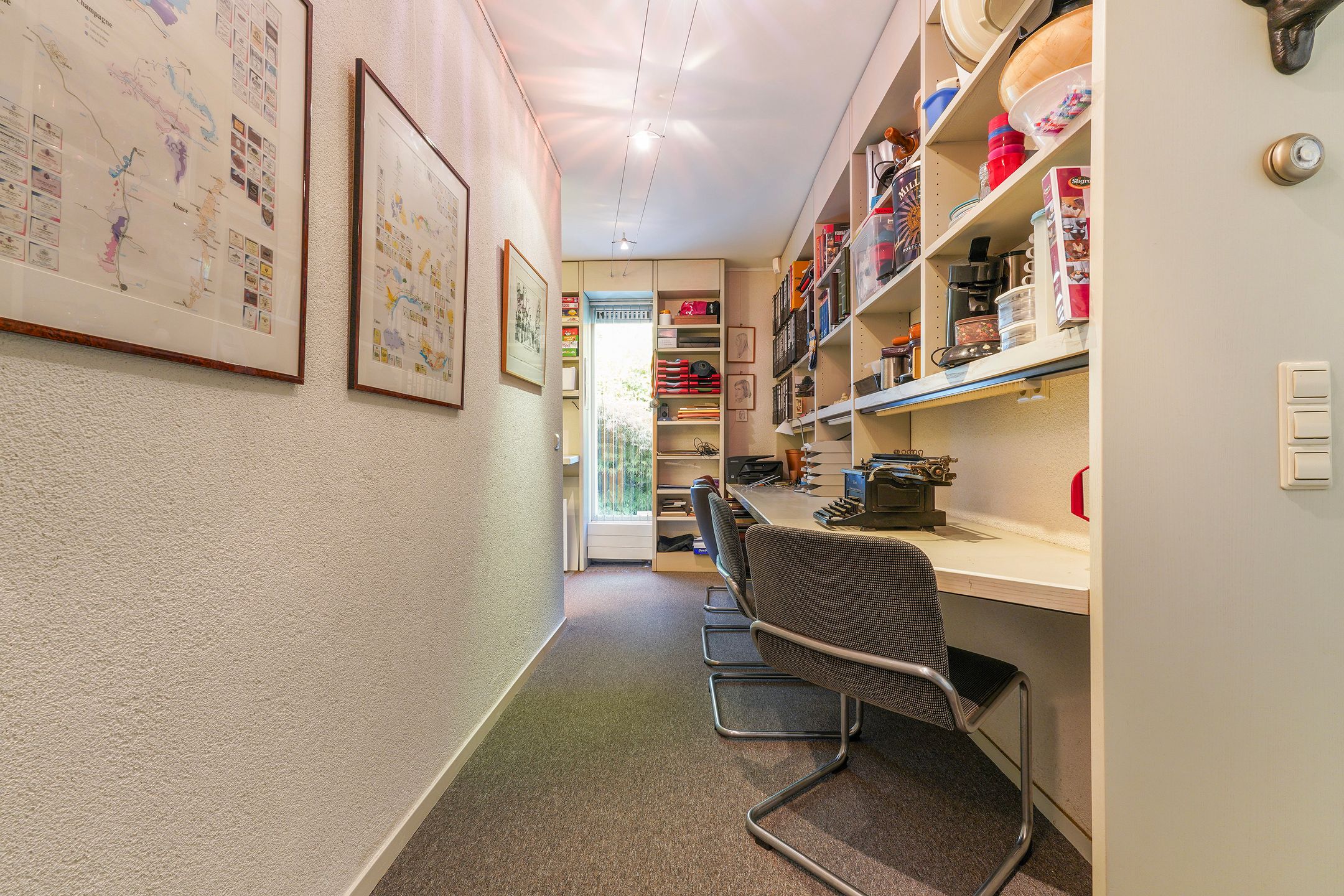 Photo 24 of Burgemeester Moonenlaan 13