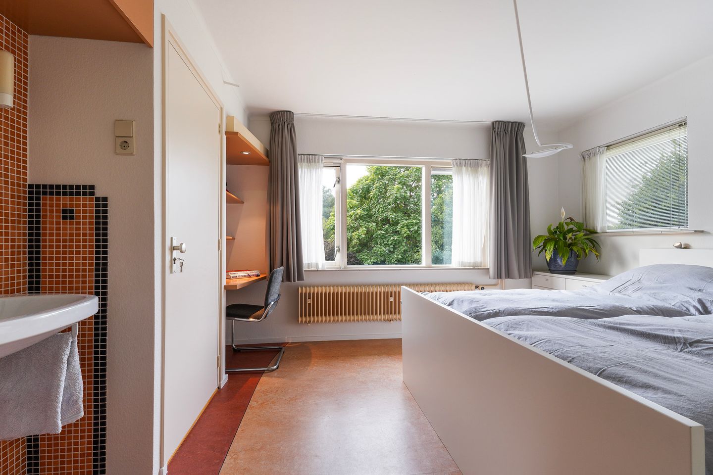 Photo 35 of Burgemeester Moonenlaan 13