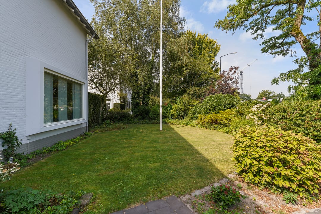 Photo 53 of Burgemeester Moonenlaan 13