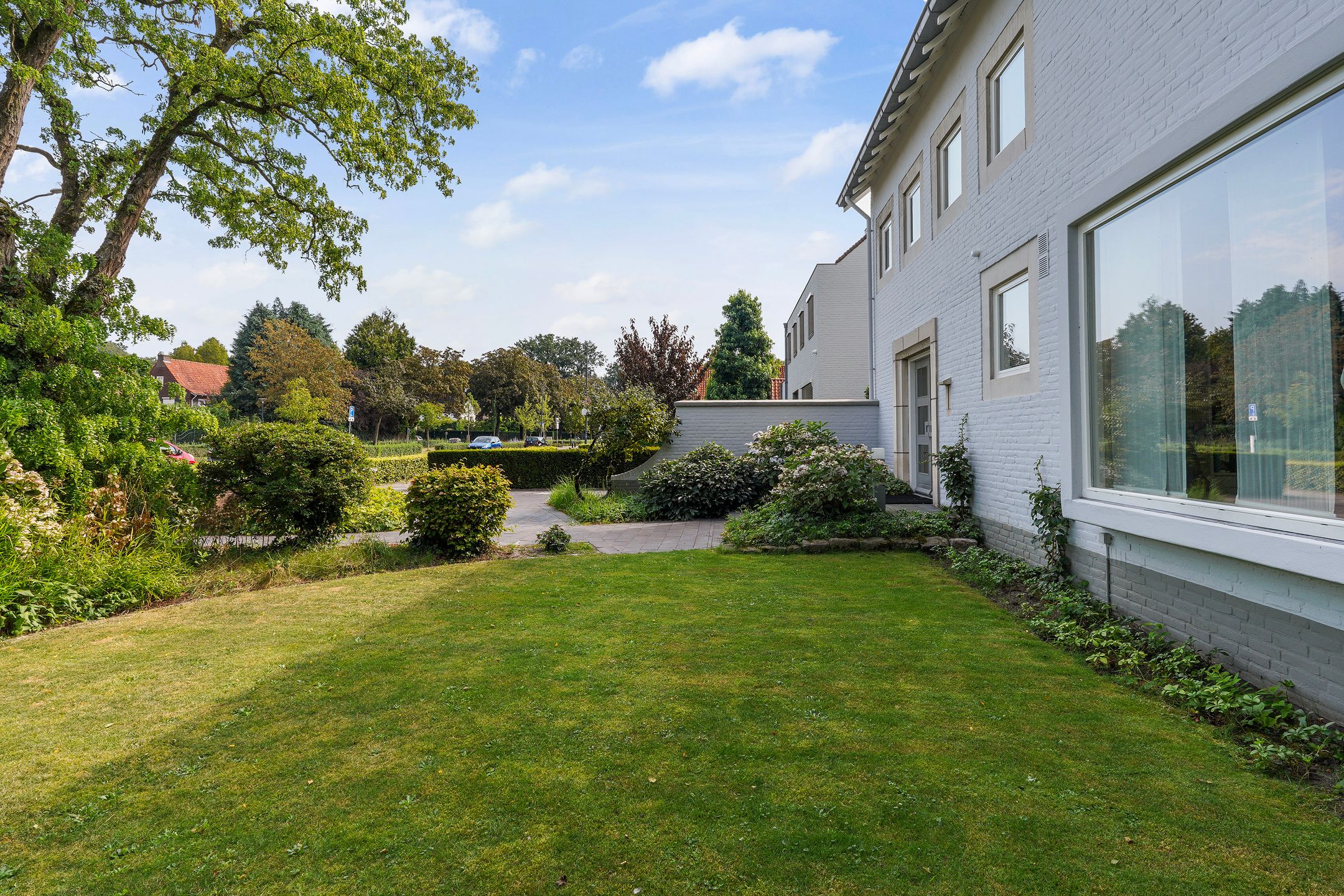 Photo 54 of Burgemeester Moonenlaan 13