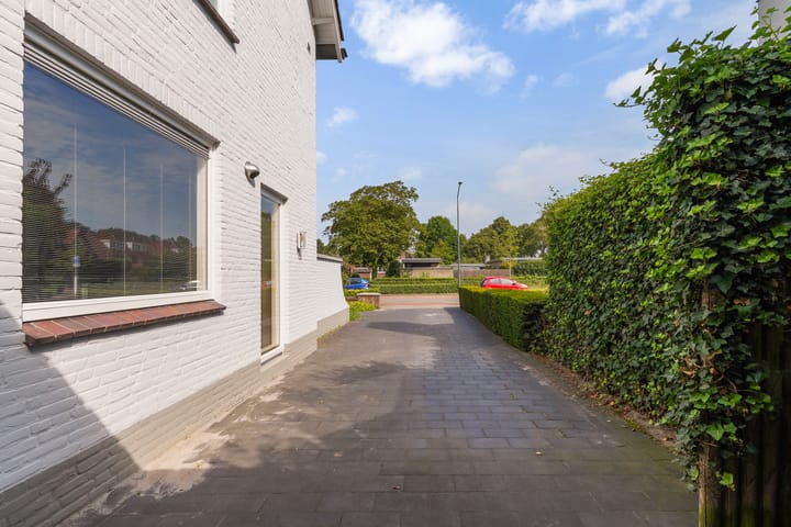 Foto 55 van Burgemeester Moonenlaan 13