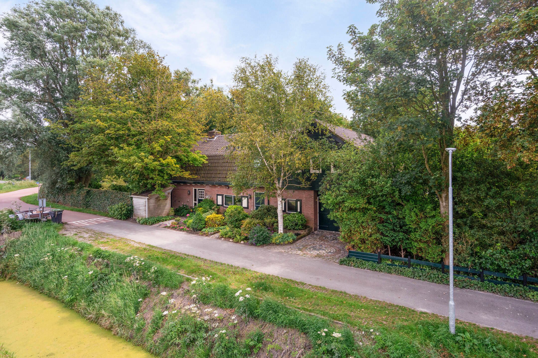 Photo 6 of Ambachtsdijk 61