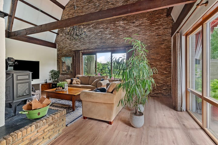 Photo 13 of Ambachtsdijk 61