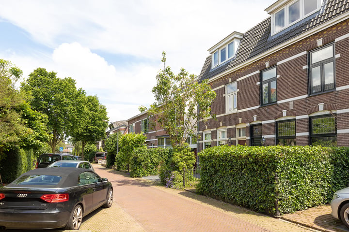 View photo 6 of Chrysantenstraat 35