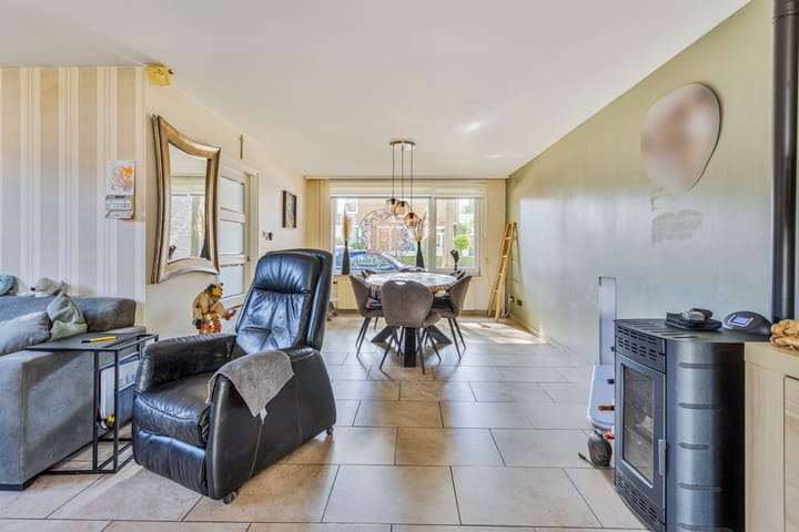 Foto 11 van Leon Biessenstraat 99