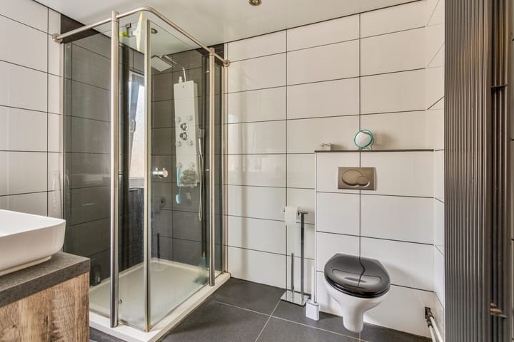 Foto 25 van Leon Biessenstraat 99