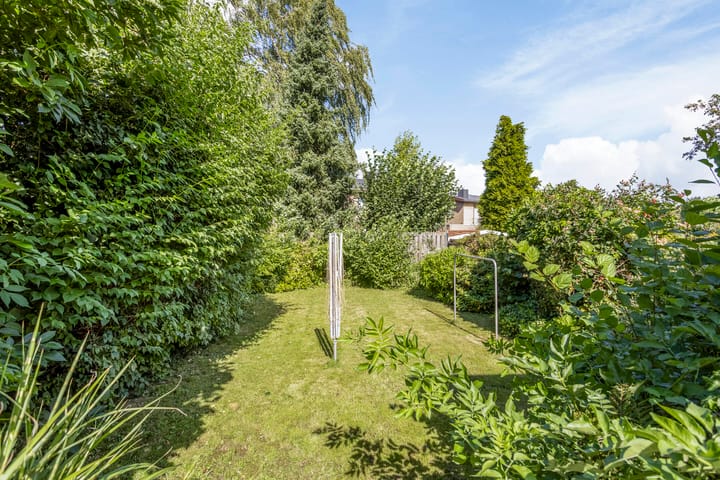 Foto 37 van Leon Biessenstraat 99