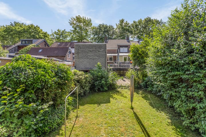 Foto 41 van Leon Biessenstraat 99