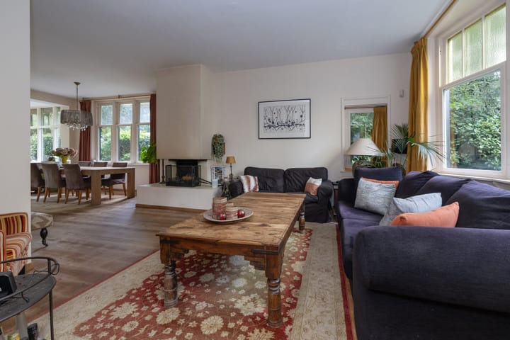 Photo 10 of Prins Bernhardlaan 33