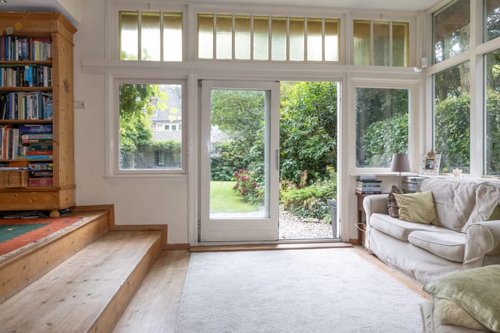 Photo 16 of Prins Bernhardlaan 33